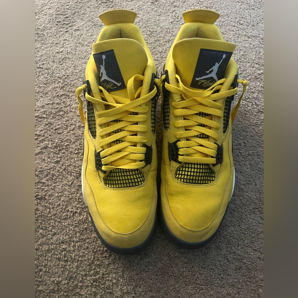 Jordan 4